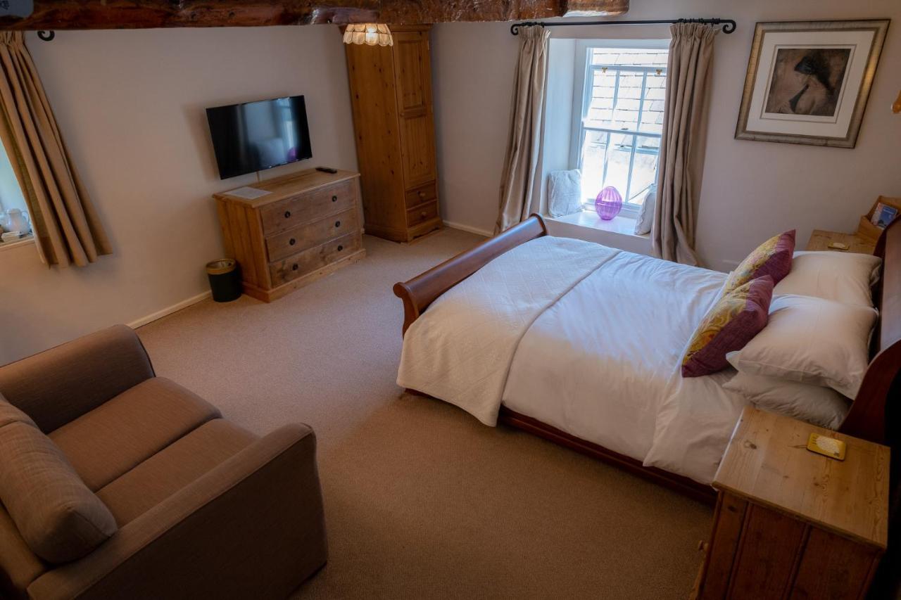 Ty Mawr Country Hotel & Restaurant Carmarthen Extérieur photo