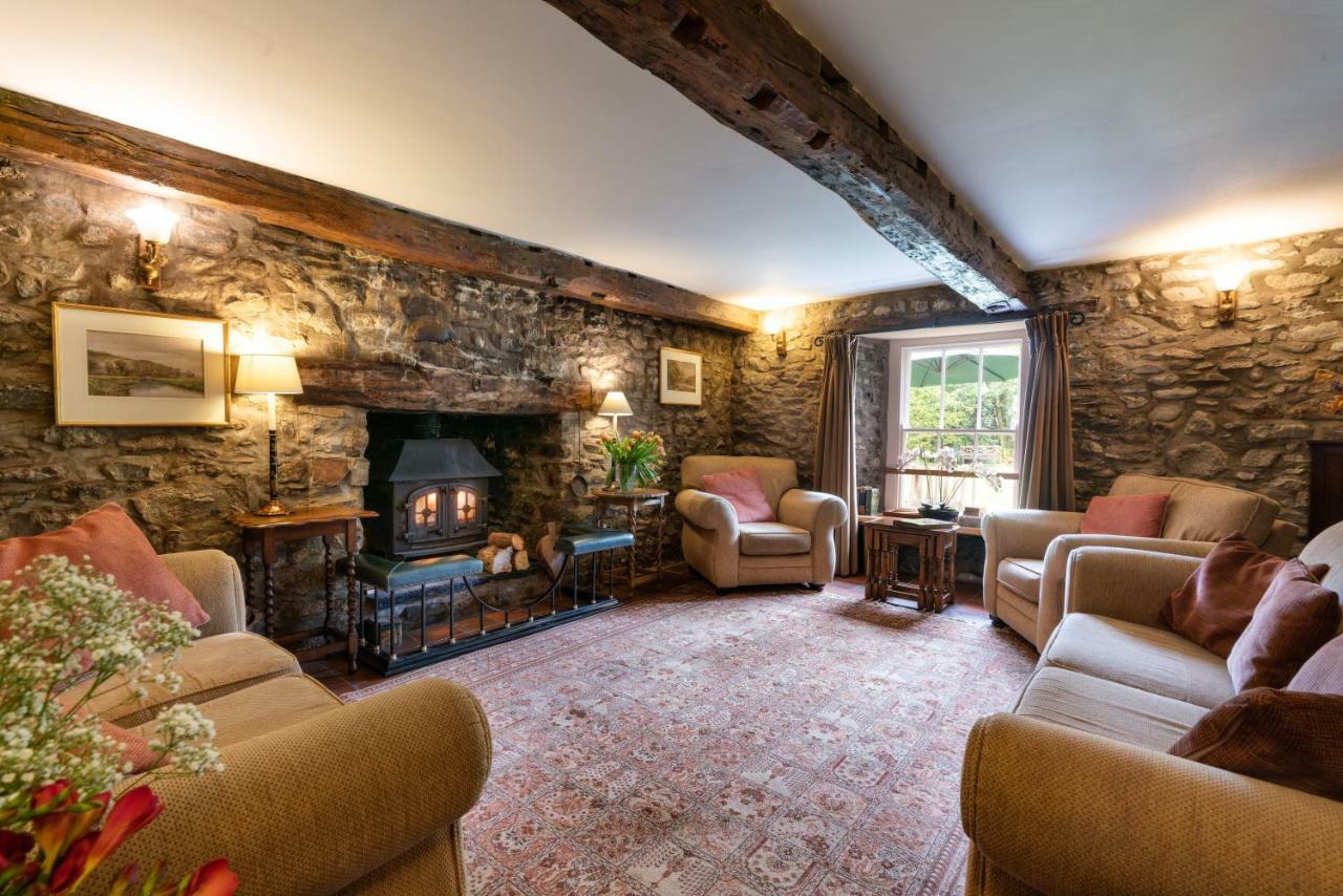 Ty Mawr Country Hotel & Restaurant Carmarthen Extérieur photo